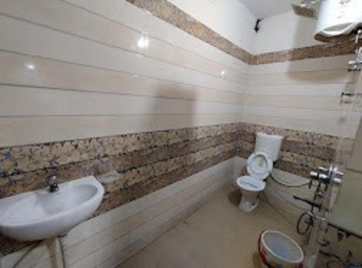 Swastik Guest House Varanasi Exterior foto